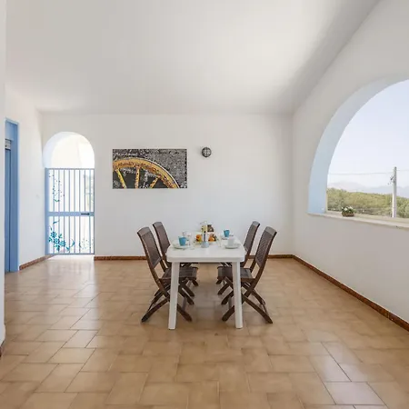 Apartment Terrazza Sul Mare By Interhome